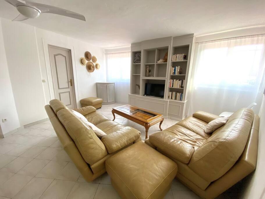 A Louer Haut De Villa 4 Pieces A Sainte-Maxime Golfe De St-Tropez Zewnętrze zdjęcie